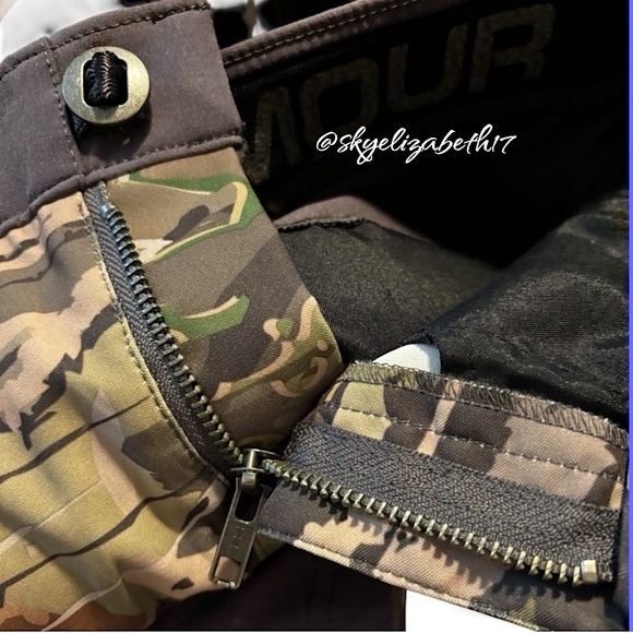 UNDER ARMOUR Women’s Hardwoods STR Forest All Season Camouflage Print Pants, 8 - Picture 6 of 14